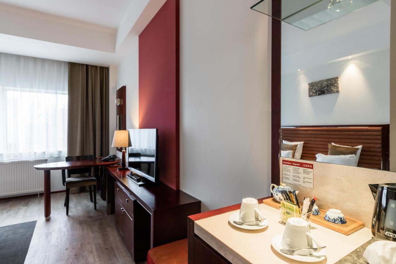Shanghai Hotel Holland Делфт Екстериор снимка