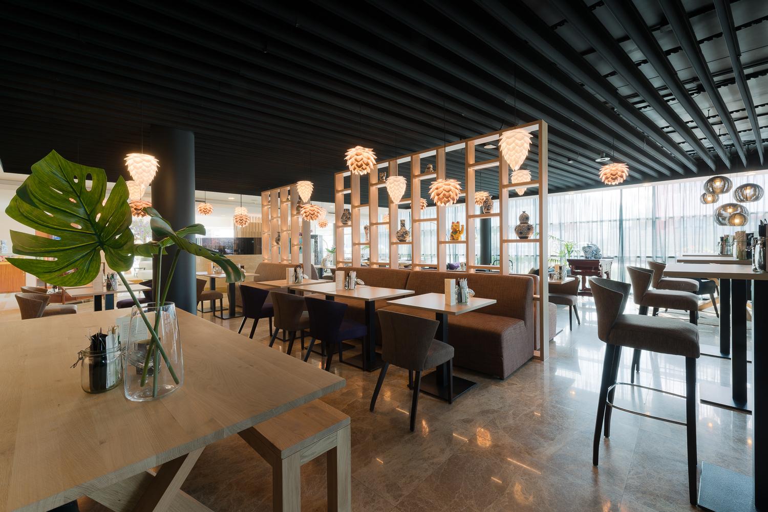Shanghai Hotel Holland Делфт Екстериор снимка